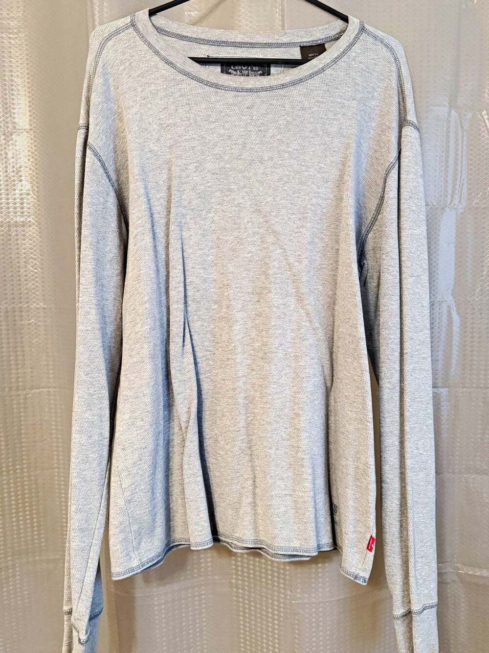 Levi's Men's Gray Long Sleeve Crew Neck T-Shirt L 100% Cotton Knit Solid